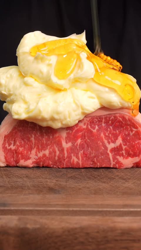 Instagram post by @gugafoods for Dalstrong. Caption reads: Honey Butter Steak!.