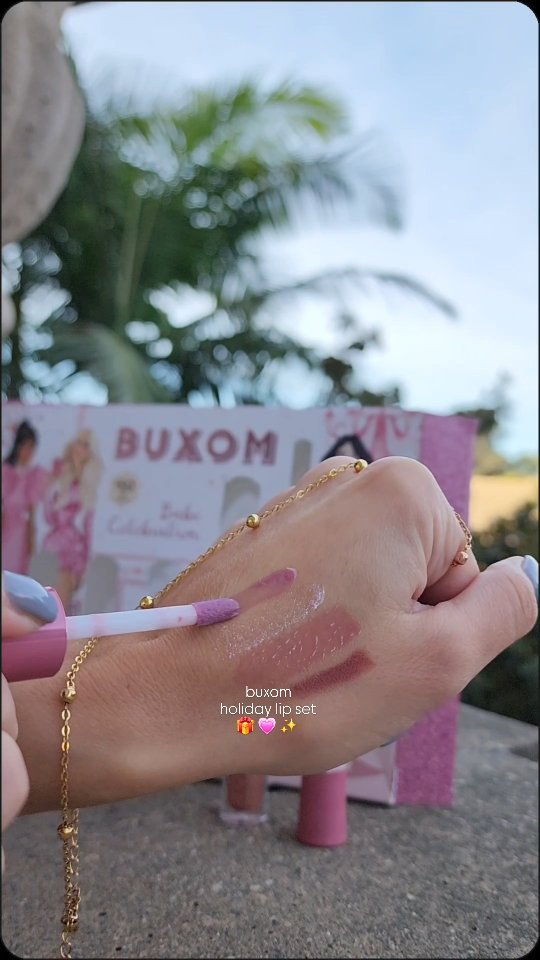 Instagram post by @marchbeautyword for Buxom Cosmetics. Caption reads: I have been loving the holiday sets this year and....
