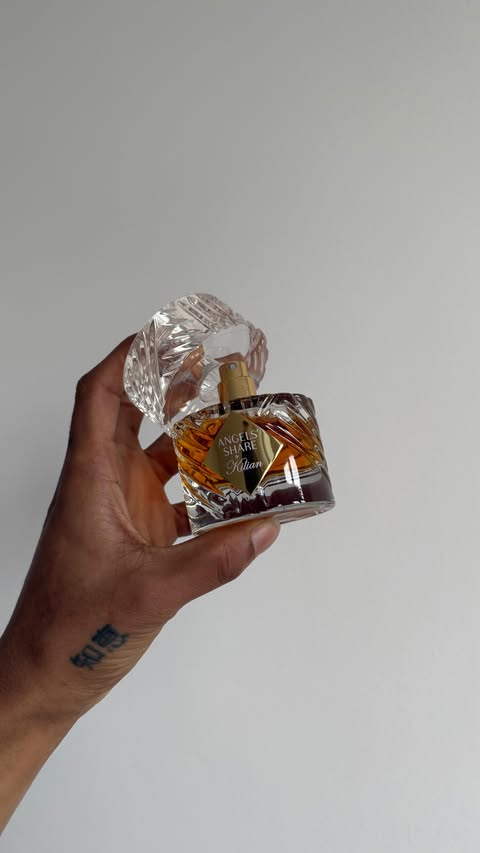 Instagram post by @mr.kbz for Decathlon. Caption reads: 2 shoes 2 Outfits with @decathlon ✨
What’s your....