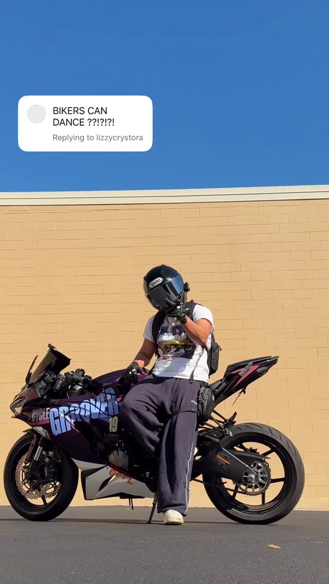 Instagram post by @cyclegroover for Monster Fairings. Caption reads: Notice anything new 👀 BOW💥 BOW💥 

HUUUGE shout....