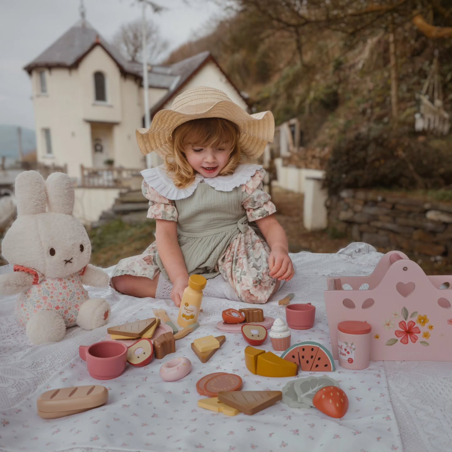Instagram post by @summer.isabellas.stories for Mabel & Fox. Caption reads: [...] Little Dutch Picnic Play Set from Mabel &....