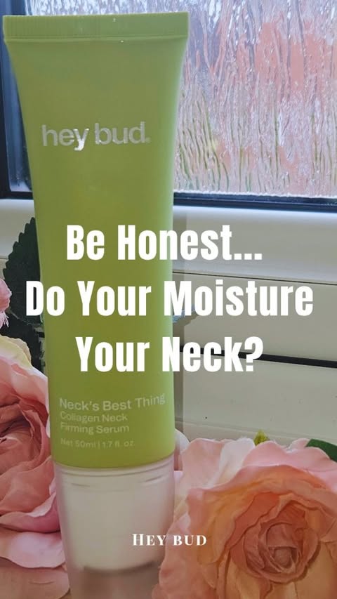Instagram post by @h0me.sweethome for Hey Bud Skincare. Caption reads: 𝗔𝗗 | 𝗦𝗼𝗺𝗲 𝘀𝗸𝗶𝗻𝗰𝗮𝗿𝗲 𝘀𝘁𝗲𝗽𝘀 𝗮𝗿𝗲....
