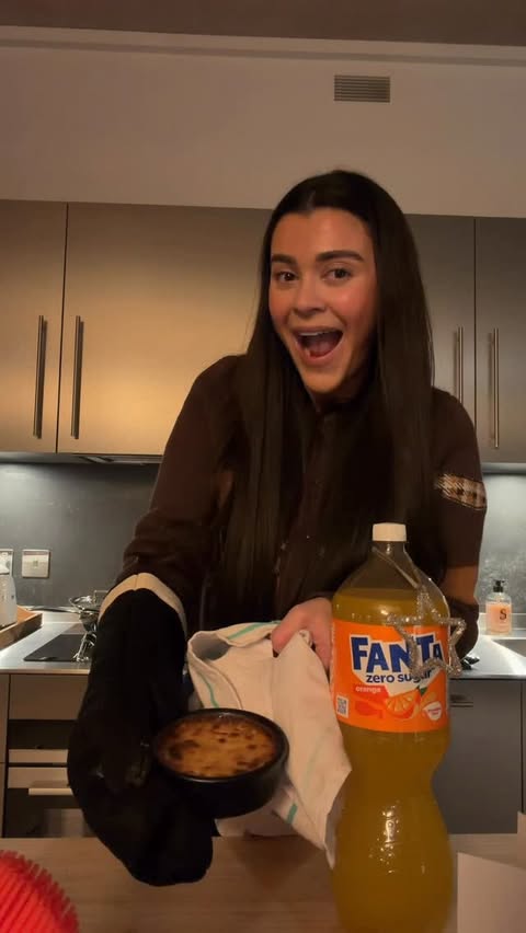 Instagram post by @mallurpaal for Fanta. Caption reads: #AD Hosting a cosy Christmas dinner with friends....