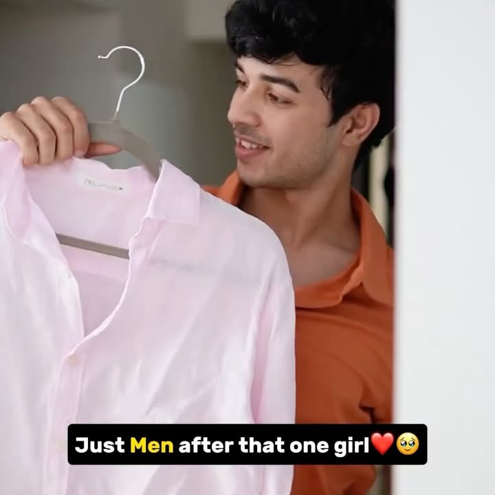 Instagram post by @aryyyangiri for Gillette. Caption reads: Literally men after than one girl❤️🧿 ft.....