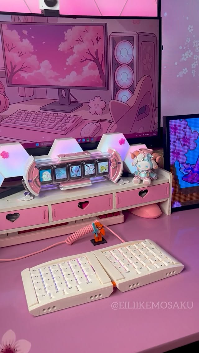 Instagram post by @eiliikemosaku for KBDcraft. Caption reads: [...] people 🌸 unboxing pro ergo-split 50%....