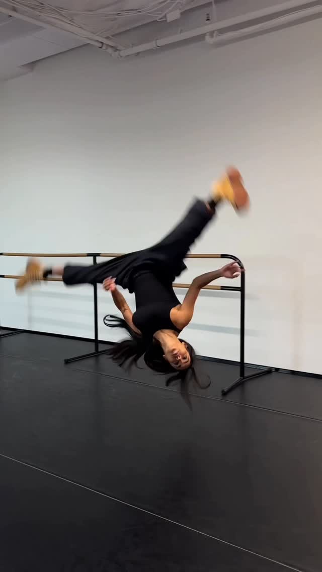 Instagram post by @brriannaanderson for Timberland. Caption reads: Acrobatics possible in my new @timberland
25 boots....