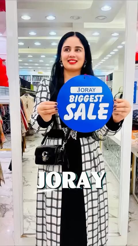 Instagram post by an influencer for Jorayfashion. Caption reads: [...] So don’t Miss out only at @jorayfashion_shj....