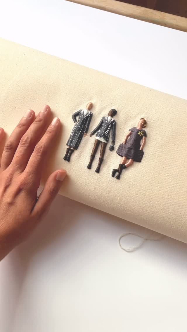 Instagram post by @valentina.lobos__ for Moschino. Caption reads: 🐻 Moschino x Valentina Lobos 🪡

Collab for....