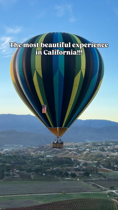 Instagram post by @elisolanooo for Groupon. Caption reads: Gifting Season with @groupon = ON, and I’m....