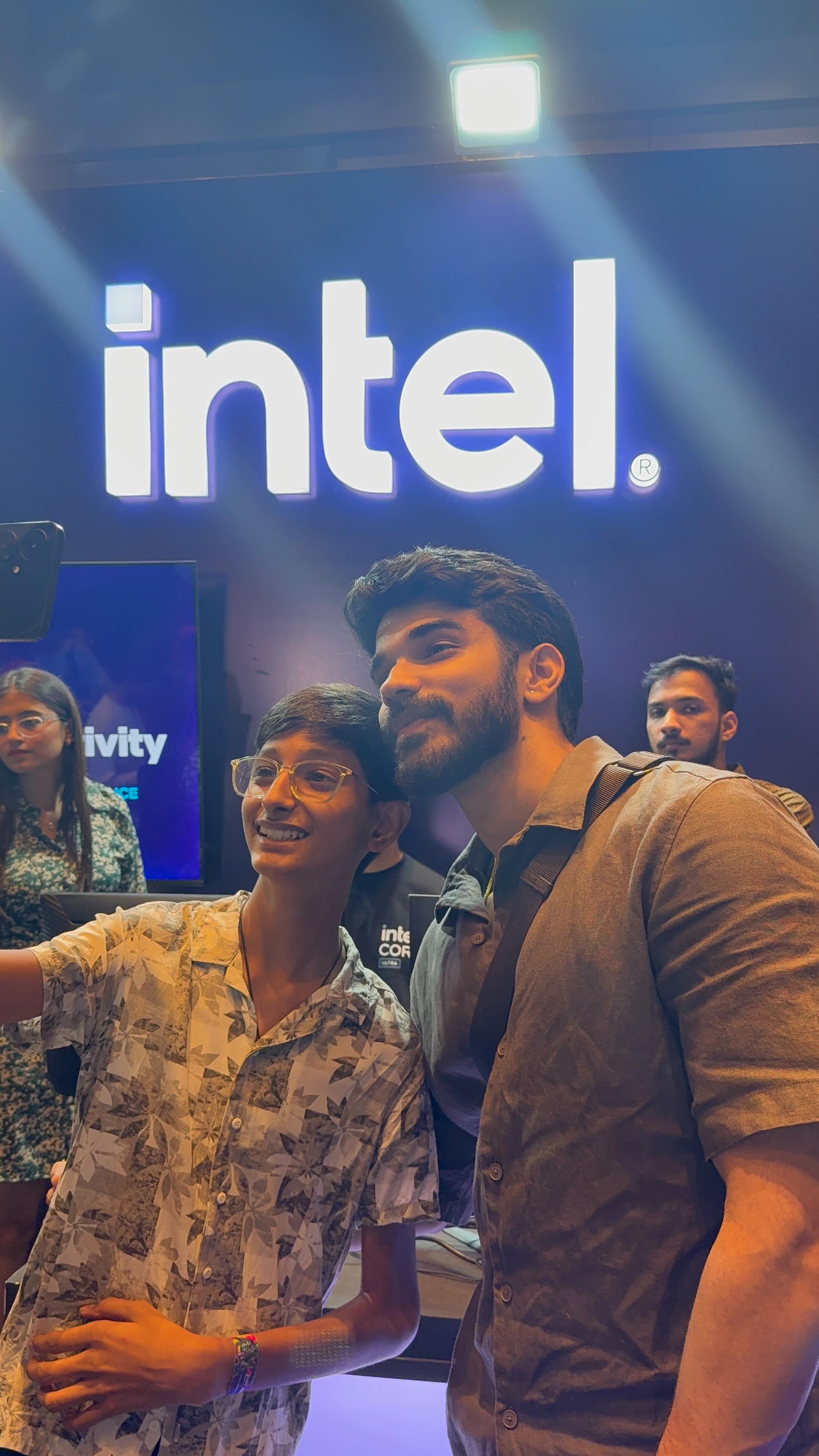 Instagram post by @snaxgaming for Lenovo. Caption reads: Mumbai Comic Con was WILD! The 1v1 battles on....