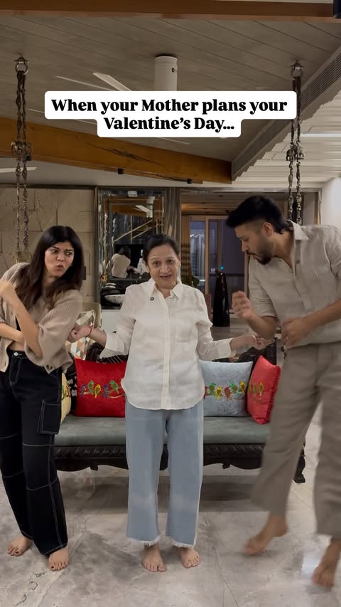 Instagram post by @chaitaliandharshil for Foxtale. Caption reads: [...] something else? 🤔🤣 Looks like....