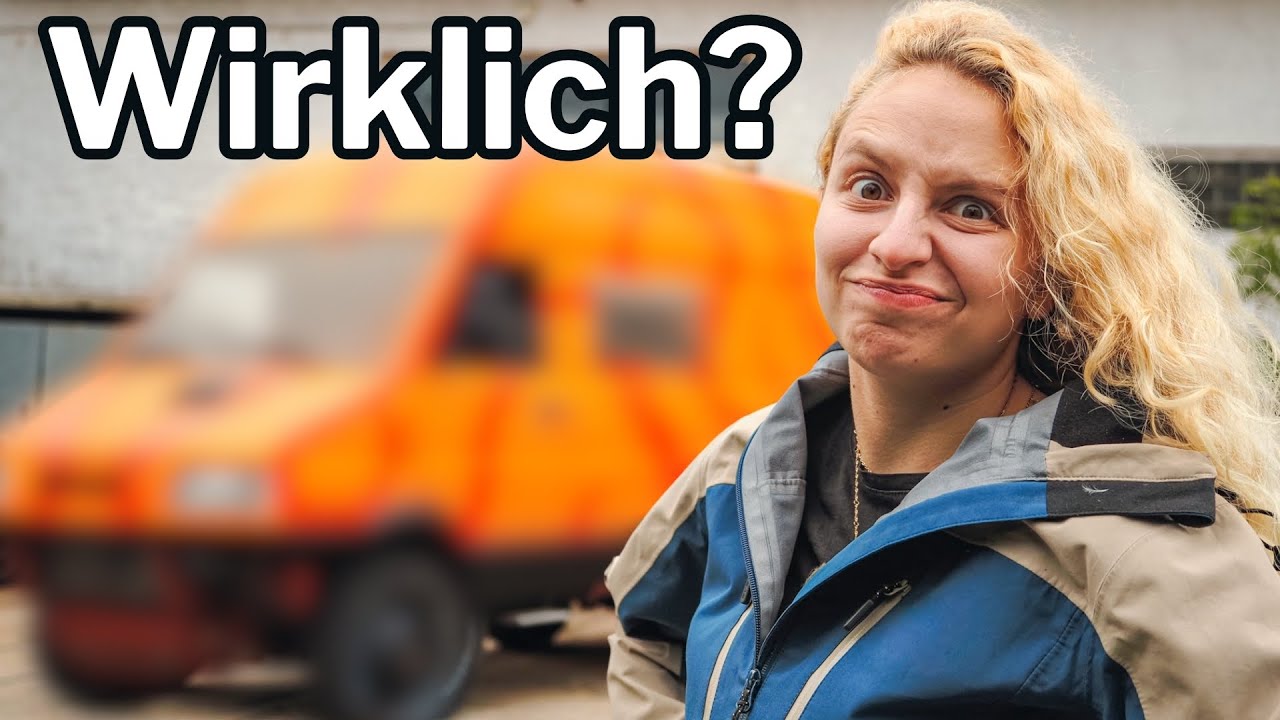 YouTube post by @kommandofrei for SNOCKS. Caption reads: Hmm… was THAT really such a good idea?😨 Painting....