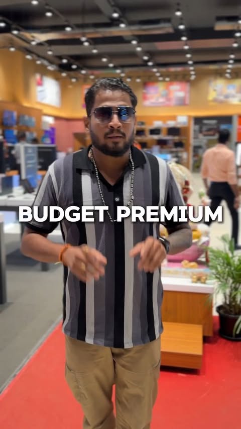 Instagram post by @explorethamizhaa for Poorvika. Caption reads: Samsung Galaxy A17 5G , Slim look , Stylish design....