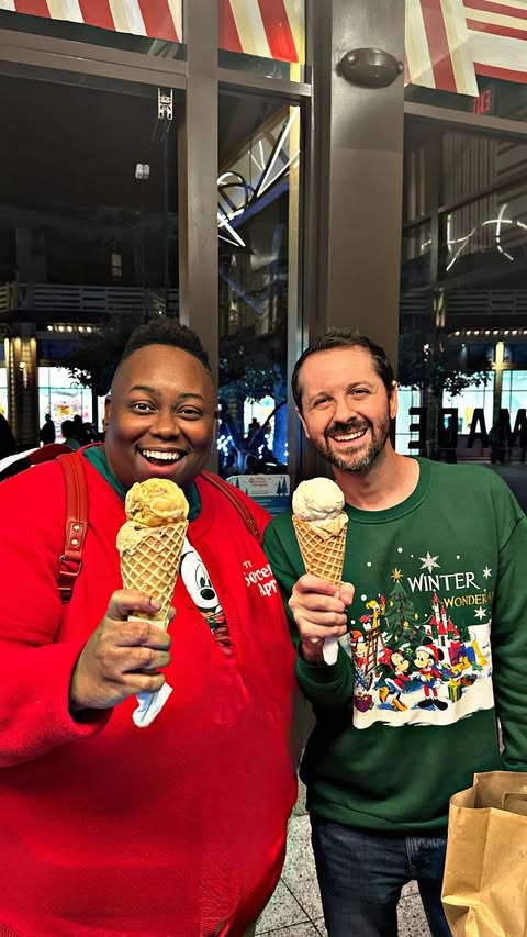 Instagram post by @_the_adventurous_rjay for Salt & Straw. Caption reads: 🦃 Thanksgiving Ice Cream 🍦 - #AD 

My friends....