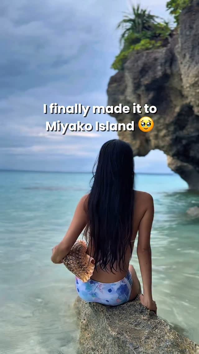 Instagram post by @cheeserland for Rakuten. Caption reads: (Read till the end for discounts!)🐠🏝️

I was....