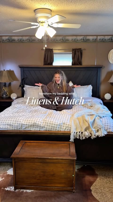 Instagram post by @lauren.b.webb for Linens & Hutch. Caption reads: When I tell you I slept so good last night!! The....