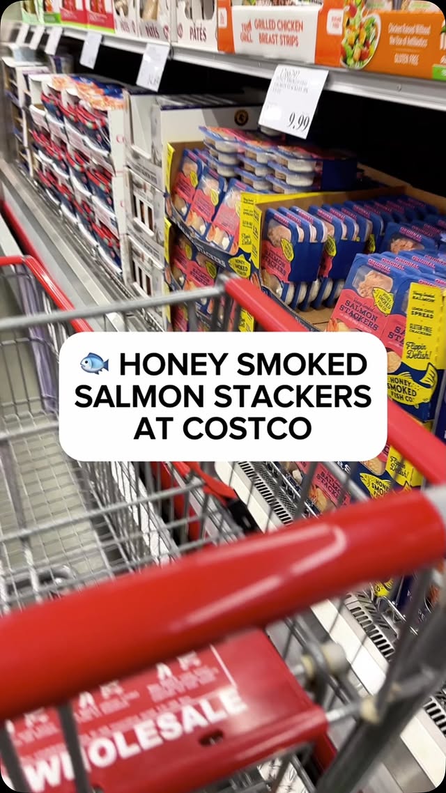 Instagram post by an influencer for Honey Smoked Fish Company. Caption reads: 🐟 Grab these Honey Smoked Fish Salmon Stackers as....