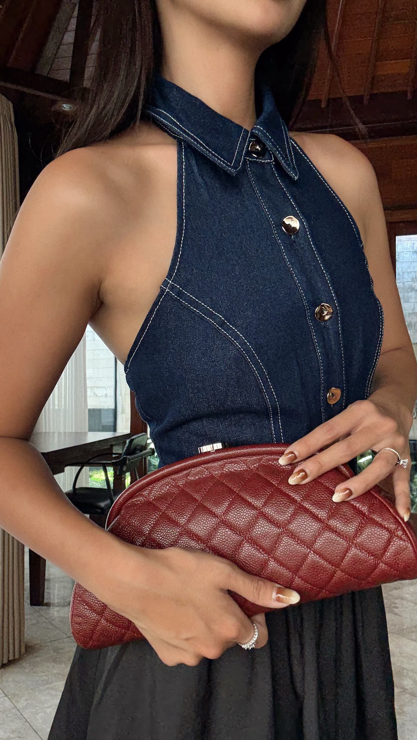 Instagram post by @cheliadinata for Pomelo Fashion. Caption reads: [...] us from day to night effortlessly....