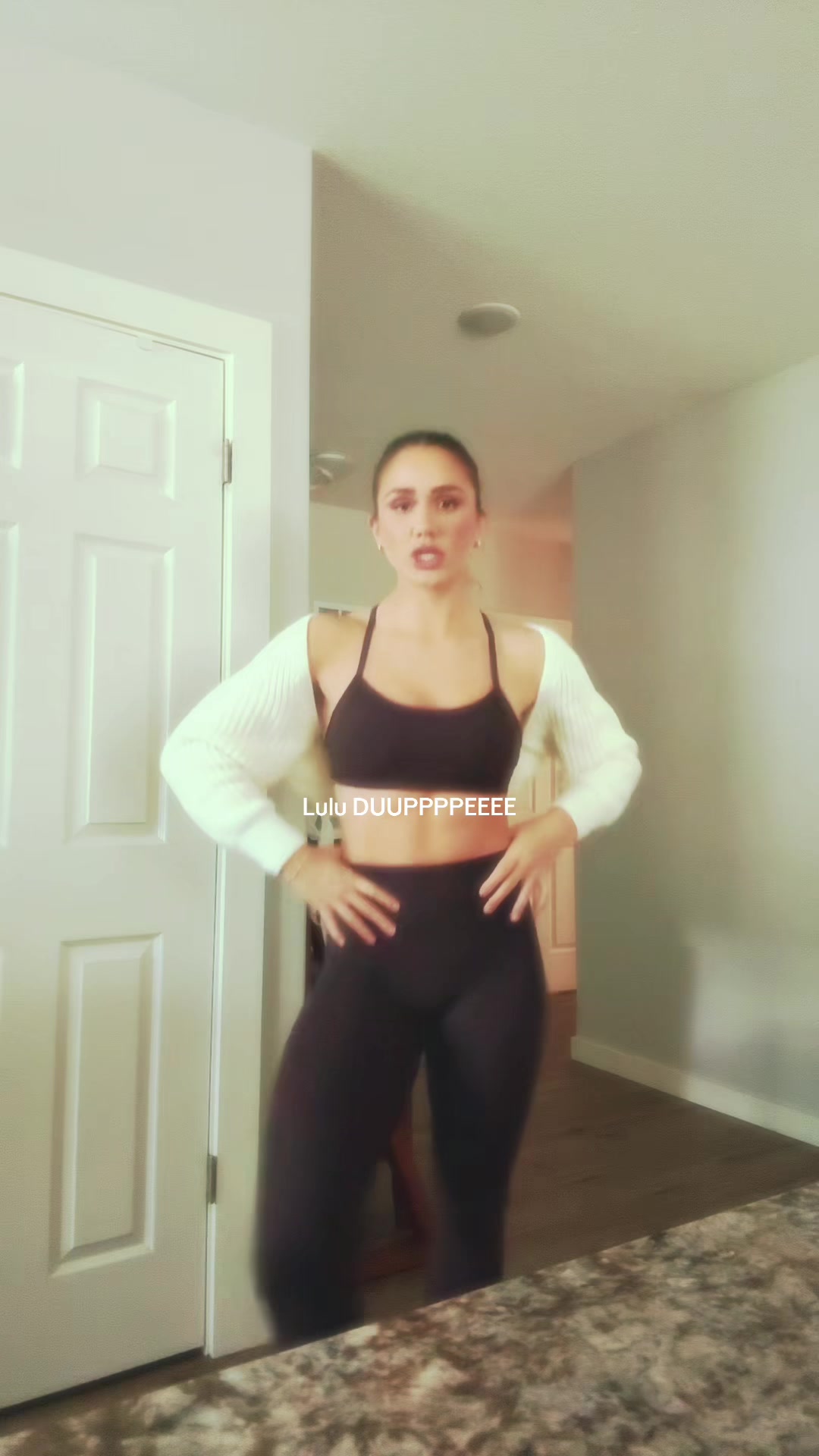 TikTok post by @lillian_harriss for PAVOI Active. Caption reads: [...] but not the price you need this set @Pavoi....