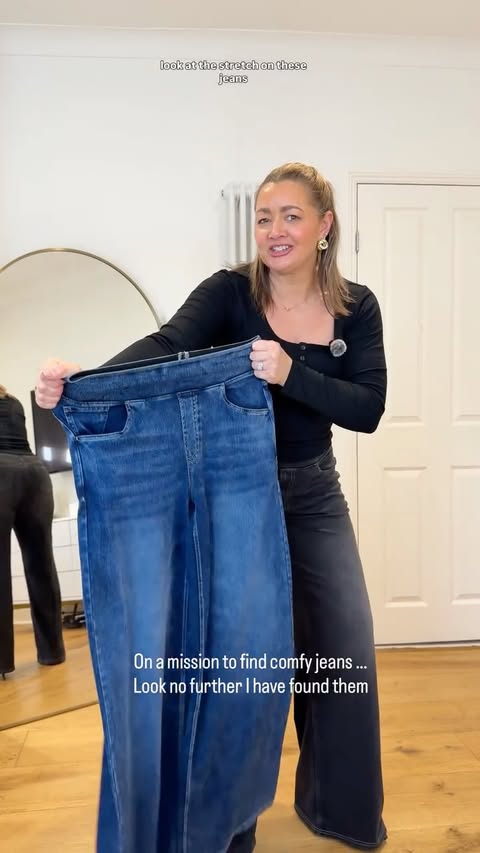 Instagram post by @suzie_mcb_x for Halara. Caption reads: [...] for 15% off full-price items Comment HALARA....