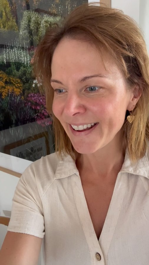 Instagram post by @riavandervis for iRobot. Caption reads: I’ve just got my hands on the @irobotnewzealand....