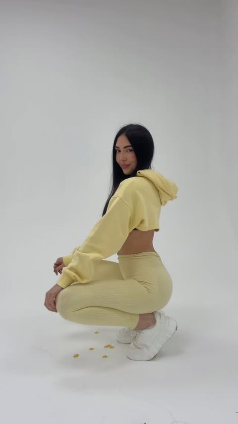 Instagram post by @brylantynka for Gym Glamour. Caption reads: @gym_glamour Black friday tylko dziś -40%....