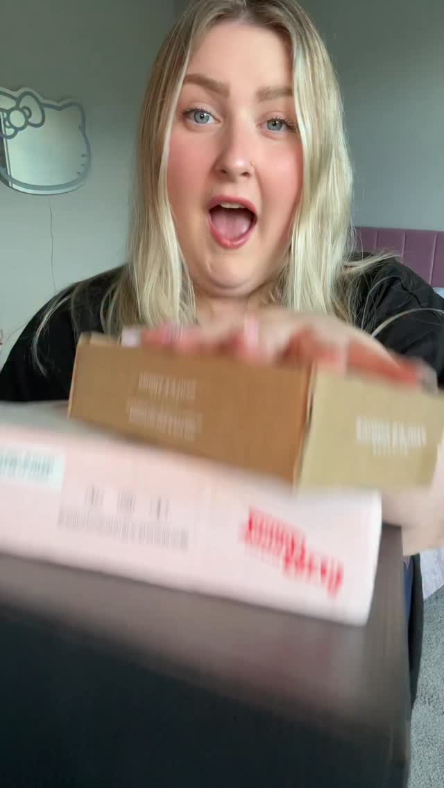 Instagram post by @thebrandileighsnacks for Paulas Choice. Caption reads: @thesnaxlab @paulaschoice 
@buckeyebrownies....