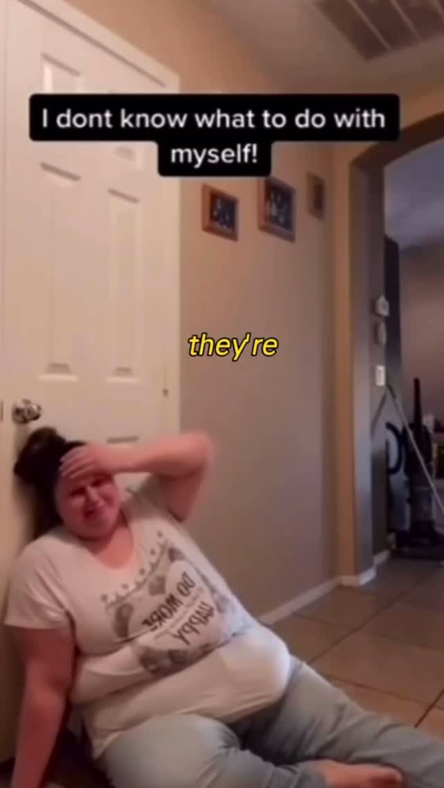 Instagram post by @seanconleyy_ for FlexPro Meals. Caption reads: Im blocked in. 😳
-
#relatable....