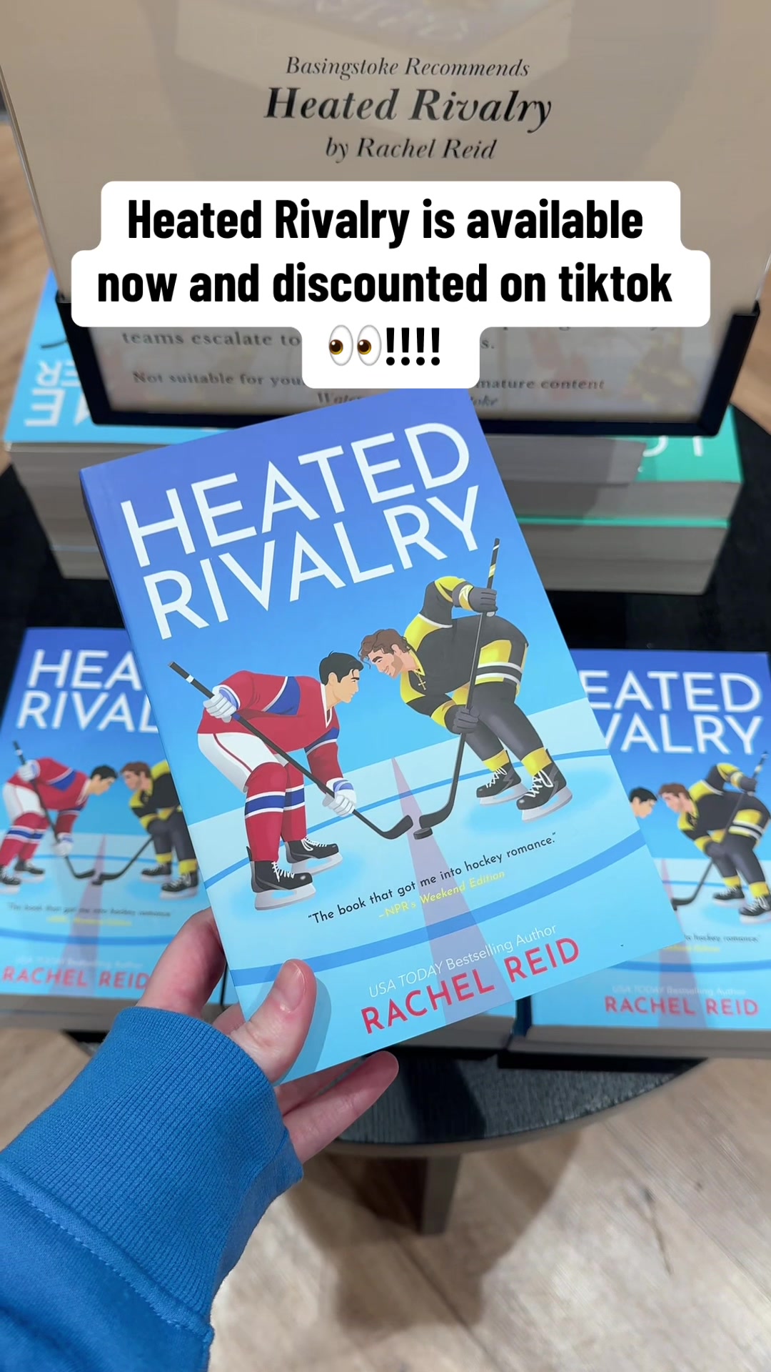 TikTok post by @kezzadiaries for HarperCollins. Caption reads: [...] here on TikTok 👀🤭 @HarperCollinsUK....