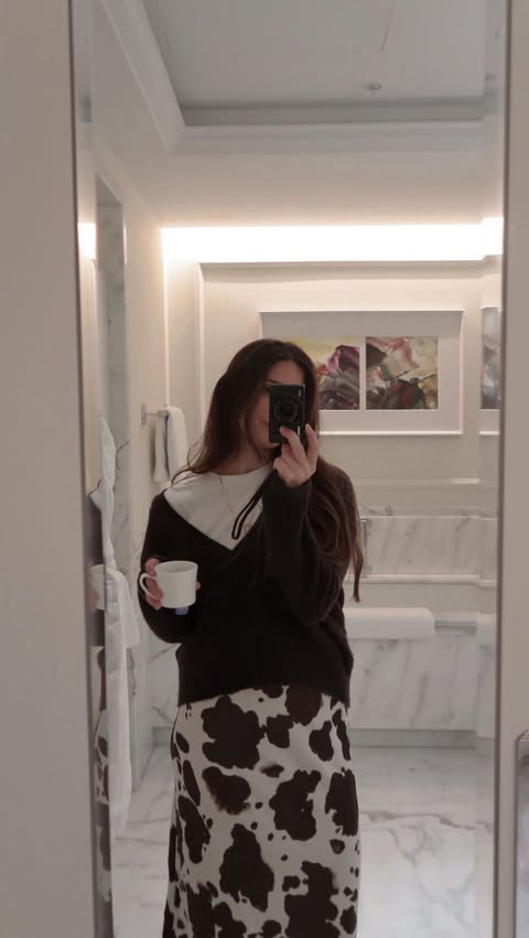 Instagram post by @jackiecamardo for MegaFood. Caption reads: [...] doesn’t have to be complicated ....