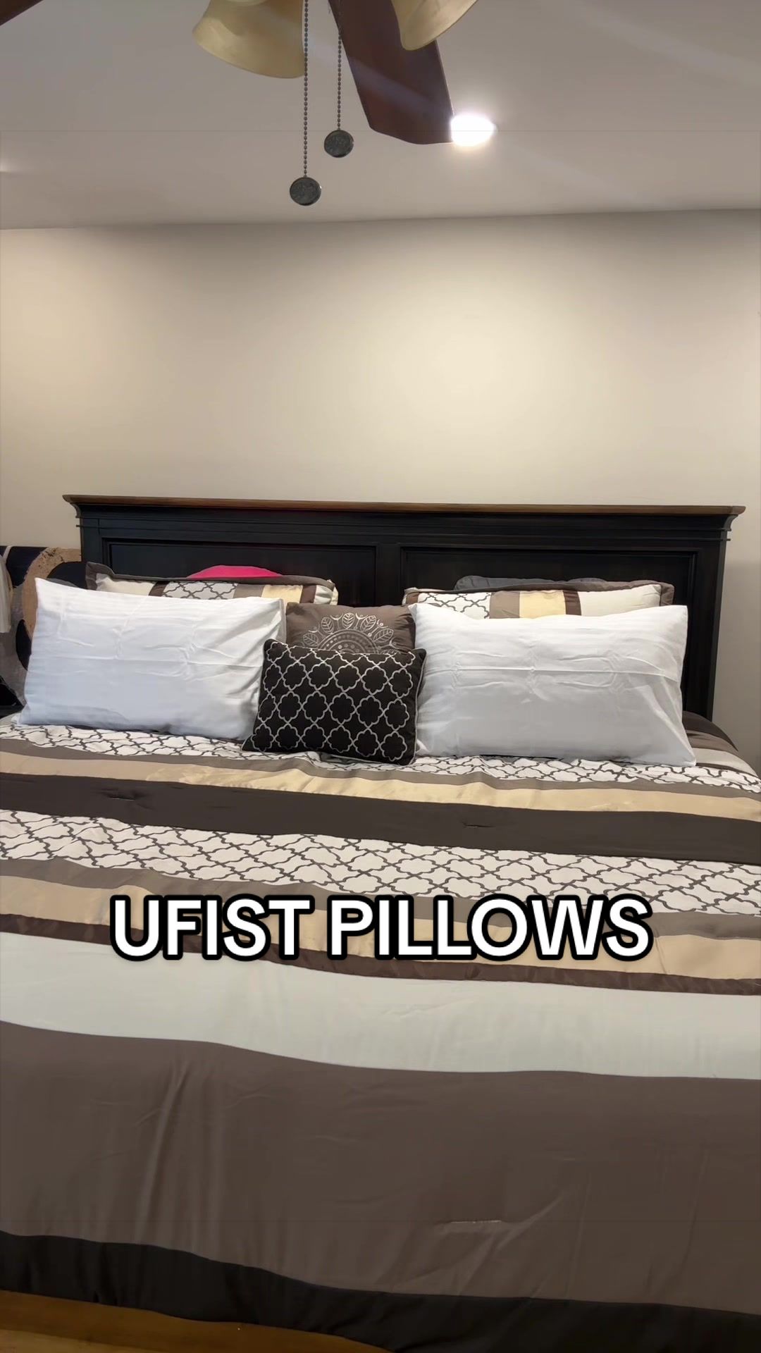 TikTok post by @katlee_333 for Ufist-sweet dream. Caption reads: [...] #springpicks #pillows @Ufist-sweet dream.