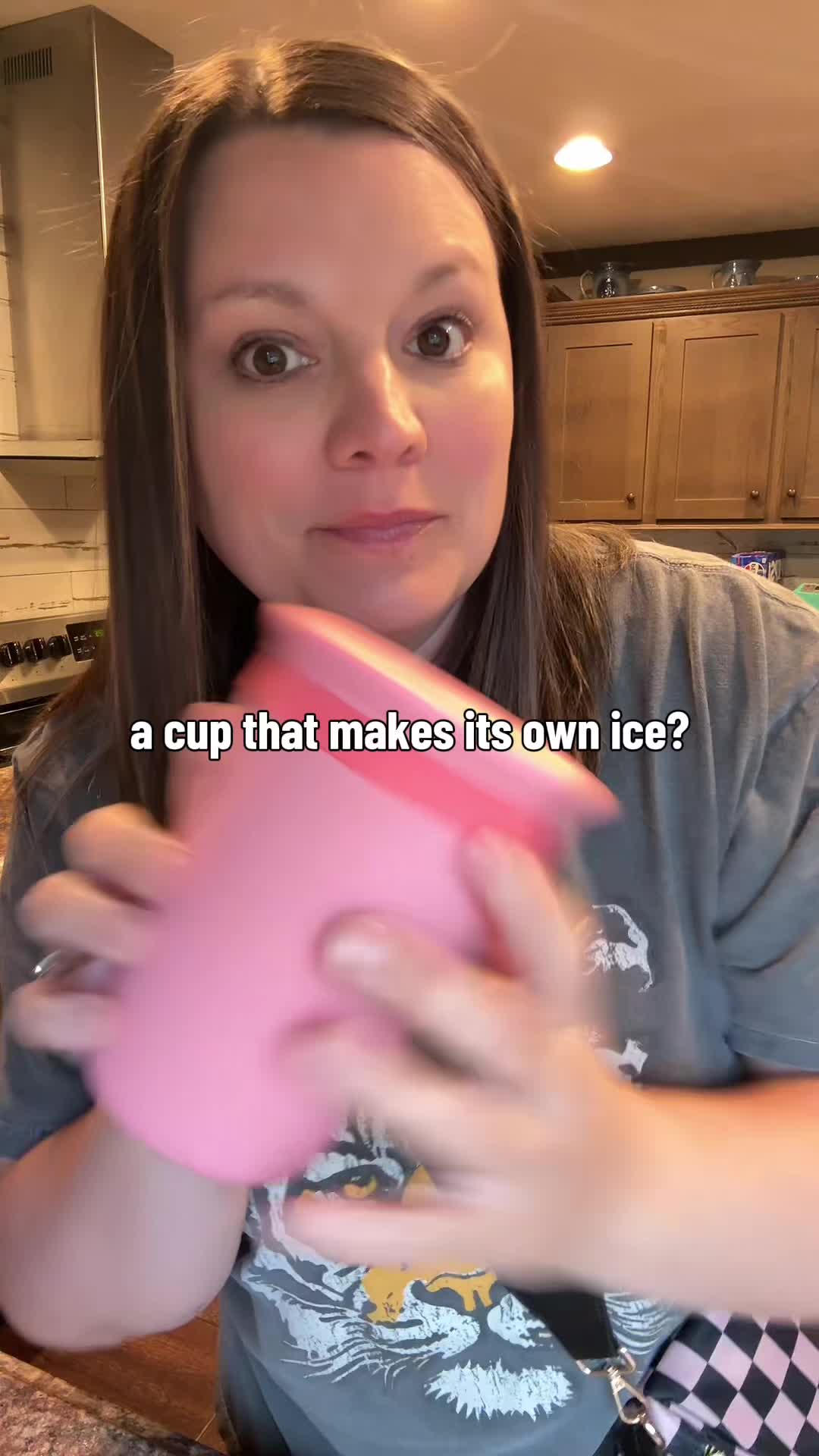 TikTok post by @buttsfam5 for SUSTEAS. Caption reads: [...] this cup is really cool! #ice #cup #susteas....