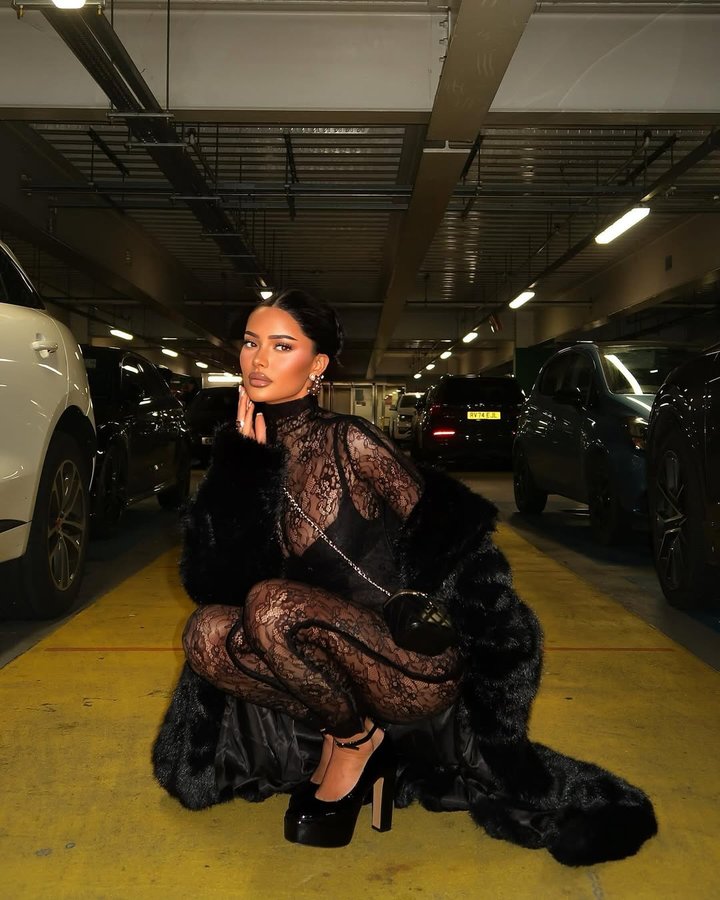 Instagram post by @stephsymondsx for BBXBRAND. Caption reads: @bbxbrand 🥀 AD.