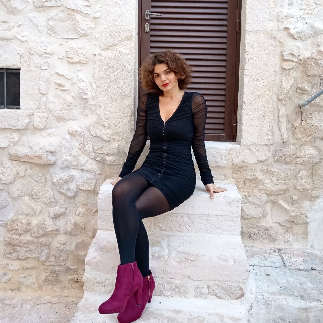 Instagram post by @rosangela__colucci for Allegra K. Caption reads: Scarpe @allegrakfashion [...].