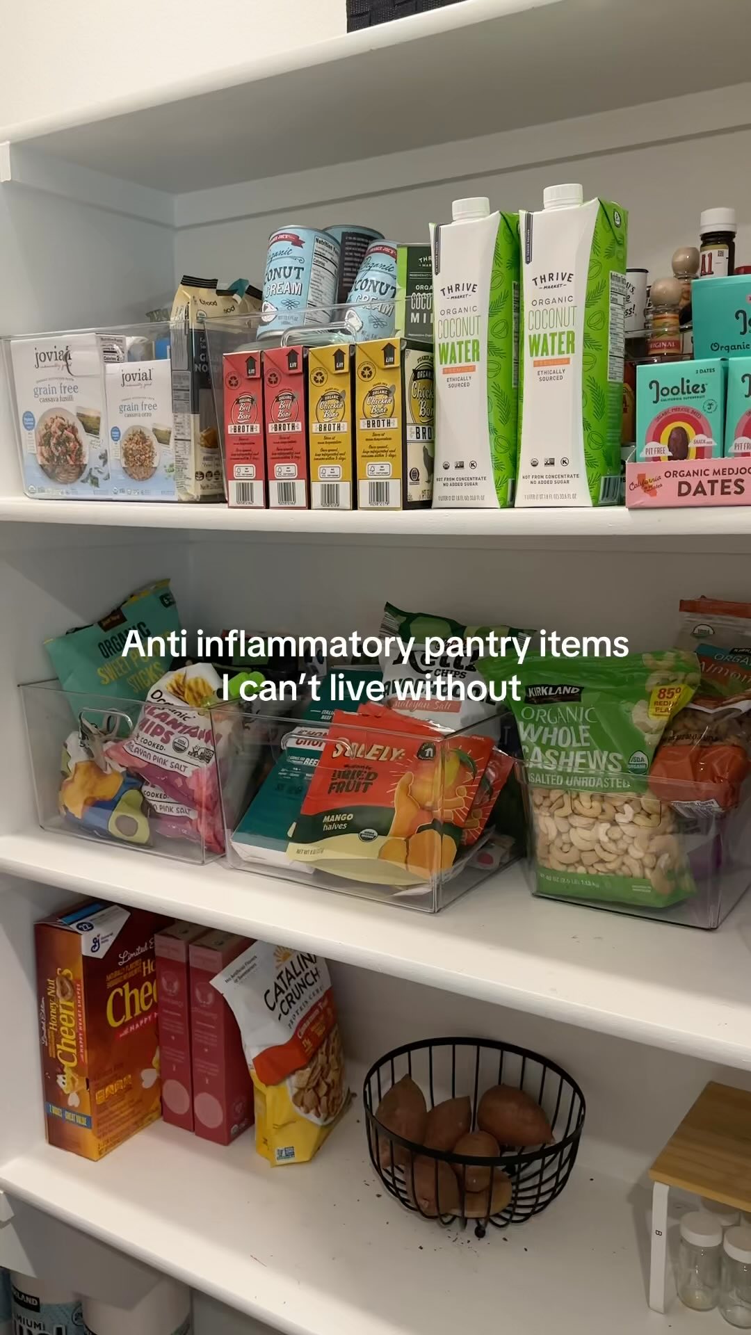 Instagram post by @ninablifestyle for Solely. Caption reads: [...] @jooliesdates @foodisgoodco @solelyfruit....