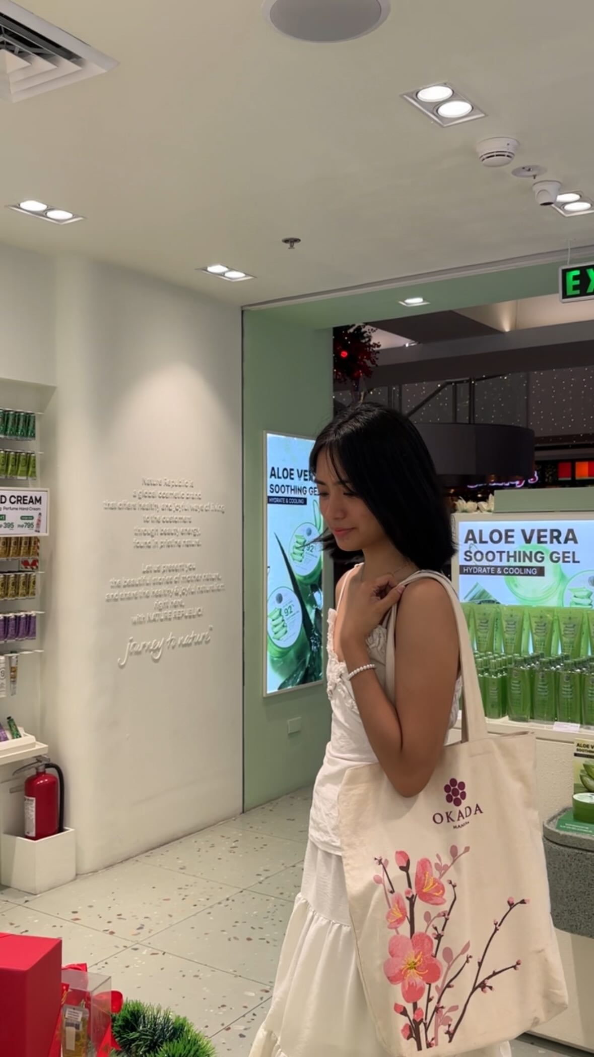 Instagram post by @mentooes for Nature Republic. Caption reads: [...] purchase ₱2000 worth and above of....