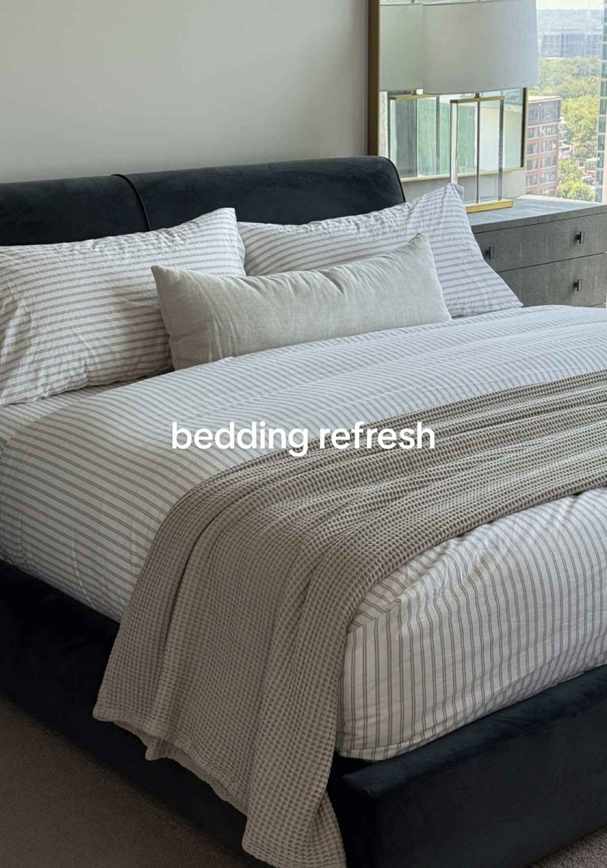 TikTok post by @brookelmason for Brooklinen. Caption reads: [...] (as a hot sleeper) ☁️✨💤 @Brooklinen’s 4th....