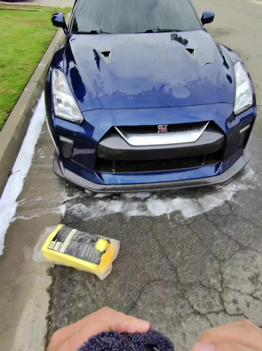 TikTok post by @mr.illest for Blackline Car Care. Caption reads: [...] 1 towel can dry up to 3 cars @Blackline Car....