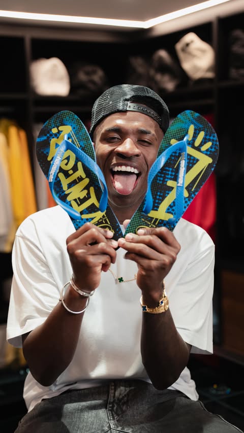 Instagram post by @vinijr for Havaianas. Caption reads: Muito orgulhoso de me juntar ao time da @havaianas....