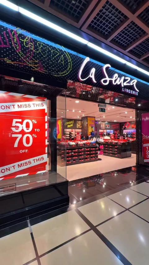 Instagram post by @nevinhammad for La Senza. Caption reads: [...] offers on the prettiest collection at....