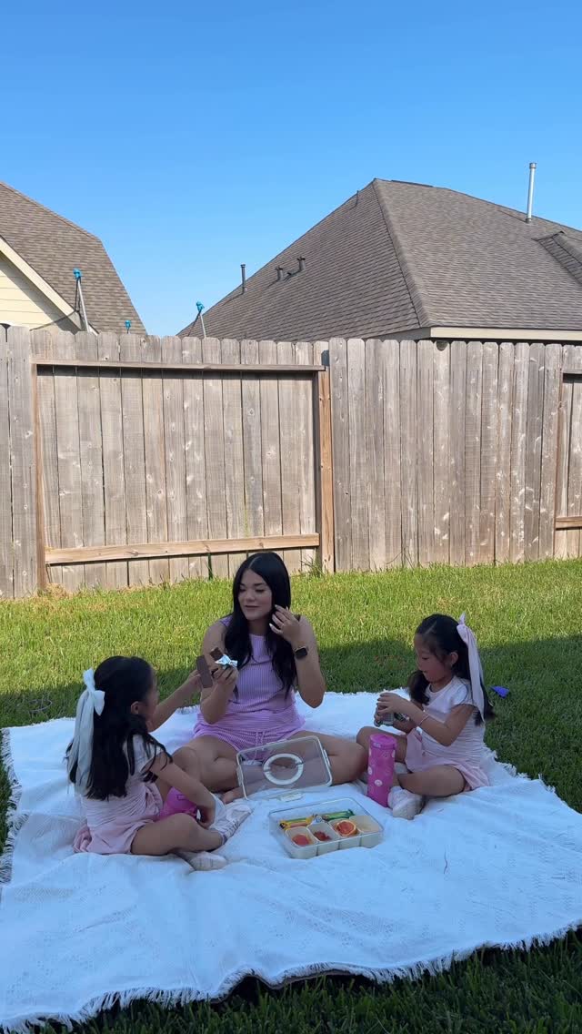 Instagram post by @itzellcastaneda for Nature Valley. Caption reads: Family adventures outdoors are always better with....