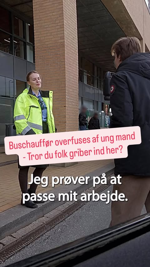 Instagram post by @pellehvenegaard for Den Gode Gerning. Caption reads: [...] Og HURRA for dig Jes 🙌♥️ #DenGodeGerning....