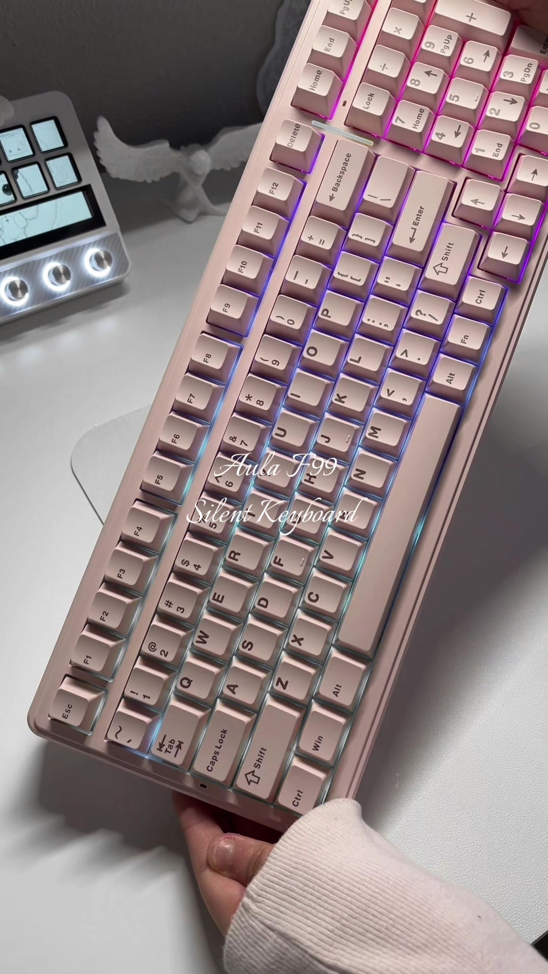 TikTok post by @euuprhiap for Aula. Caption reads: the cutest silent keyboard by @Aula 💝....