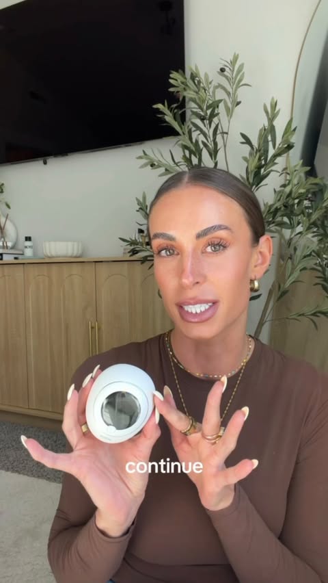 Instagram post by @rae.brooke for Mira Fertility. Caption reads: What I’m doing for my hormone health before trying....