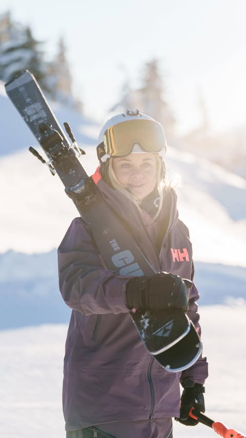 Instagram post by @sandralahnsteiner for Helly Hansen. Caption reads: [...] it too. SKI FREE in @ski.gastein with....