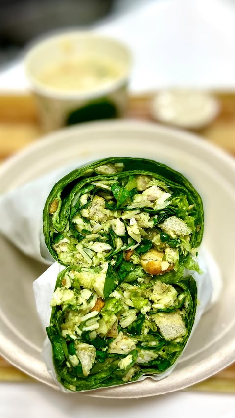 Instagram post by @lynniethefoodie for Salad Station. Caption reads: [nola] Turning my @thesaladstation chicken Caesar....