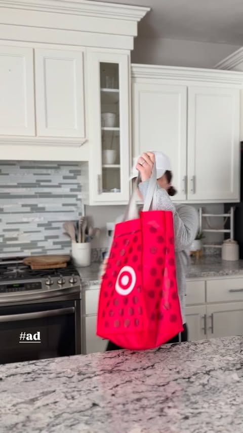 Instagram post by @khill_fit for BlenderBottle. Caption reads: [...] new Stainless Sleek Sport + Sport....