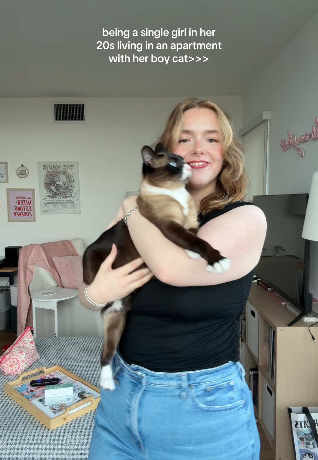 TikTok post by @carolineeliseee for Klassy Network. Caption reads: Frankie and I live on pretty girl avenue💅🏻 ....