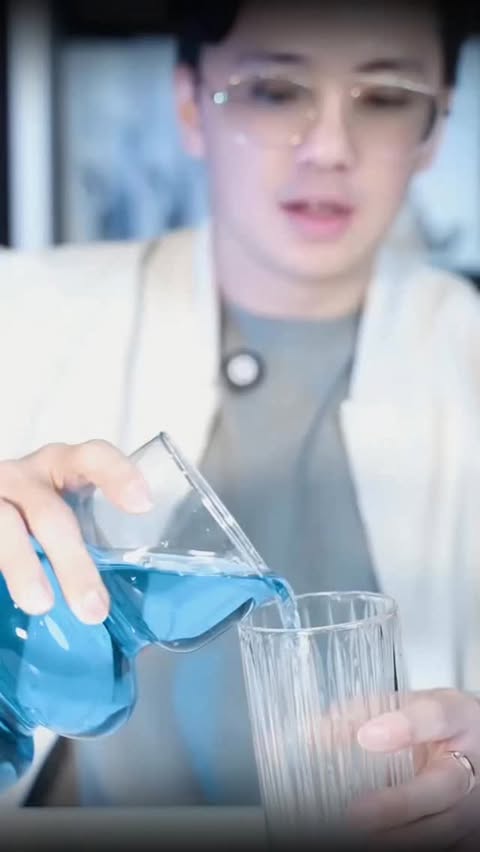 Instagram post by @tommyteja for Google. Caption reads: [...] boleh banget kepoin di....