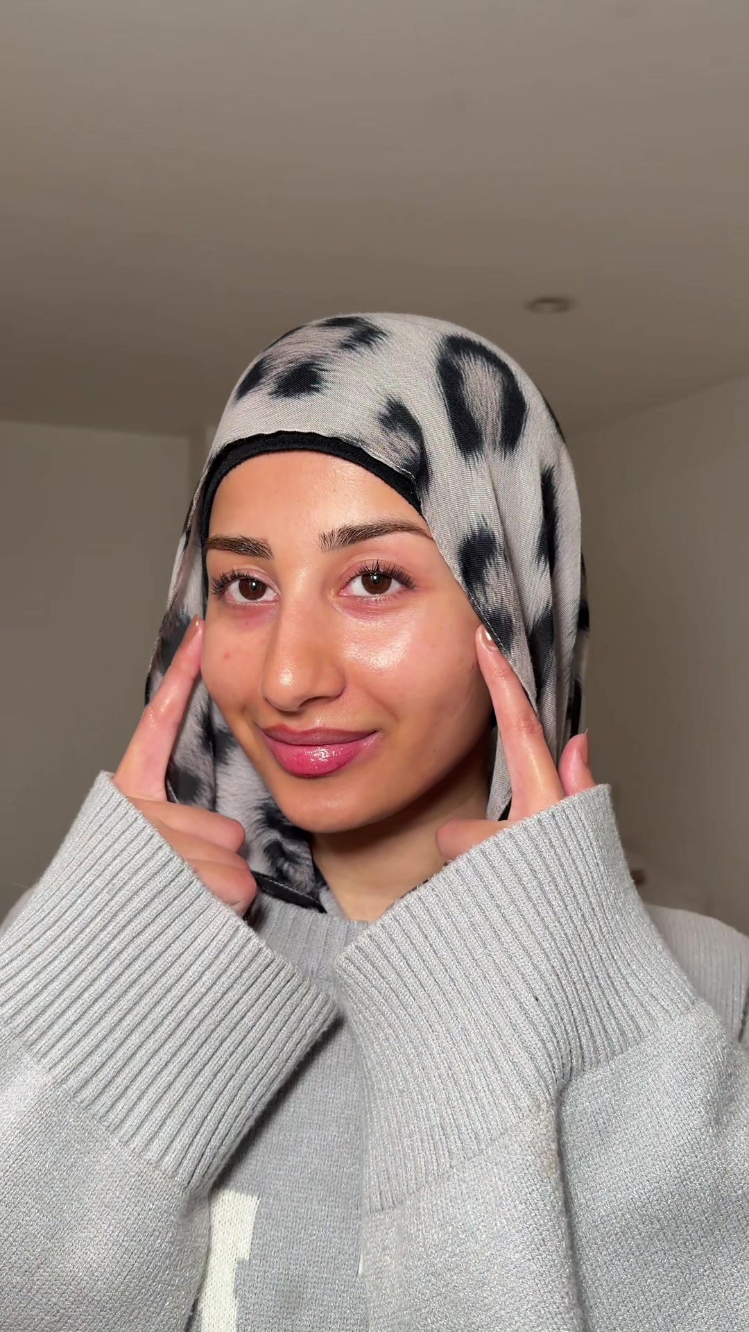 TikTok post by @aaisharif for Beauty Of Joseon. Caption reads: [...] my dark dreary under eyes 🥹✨🙏🏽 @Beauty of....